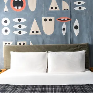 Hotel Ace