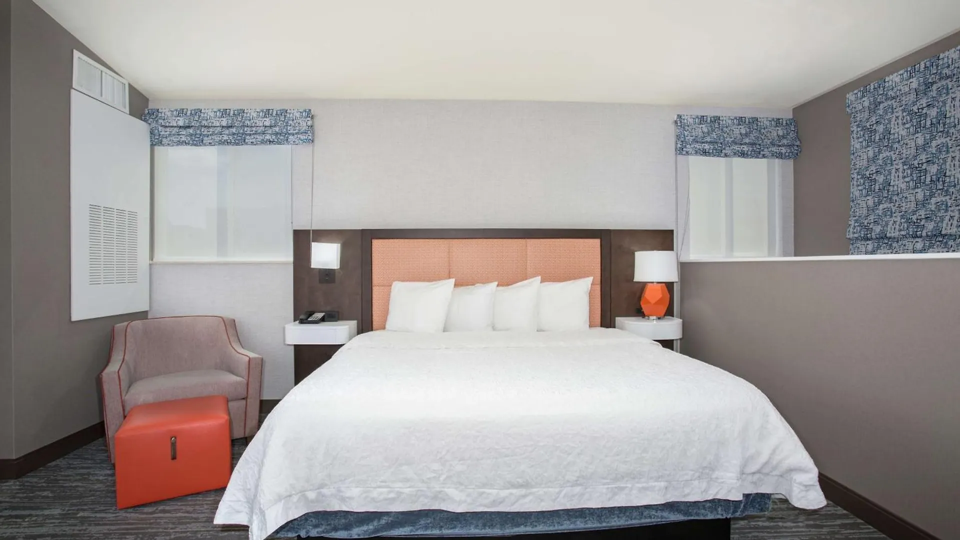 Hampton Inn & Suites Denver-Downtown 3*, Denver